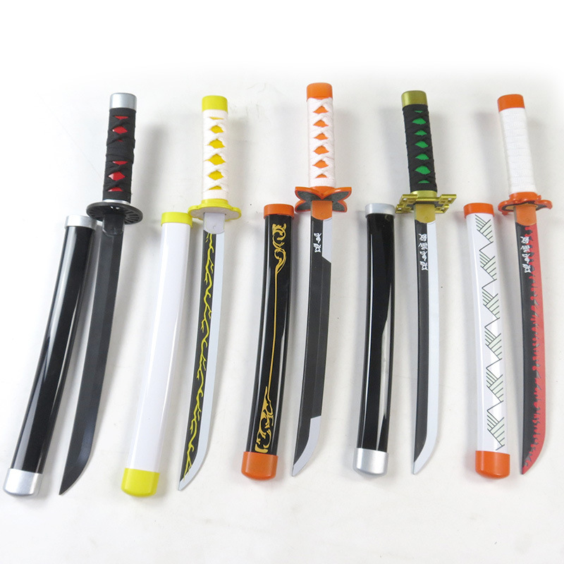 Demon Slayer Tanjirou Puntelli - Cosplay Prop Knife recensione e prezzo